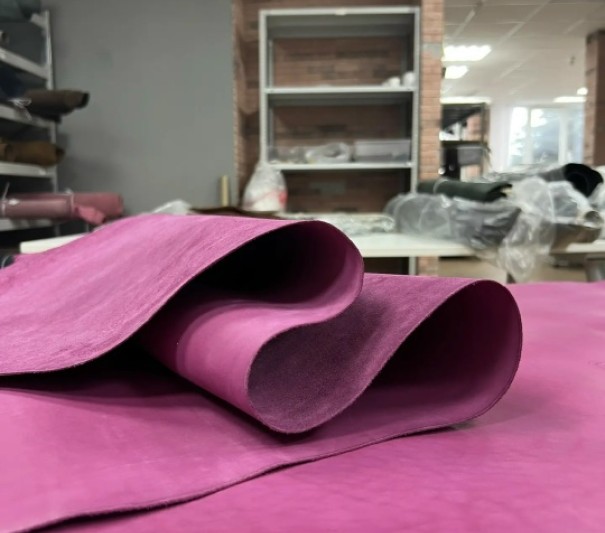 Краст X1 (Фуксия) 1.2-1.6 мм, без финиша, средний размер 180-200 дм²