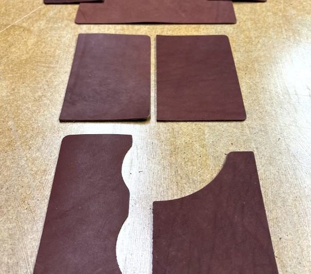 Кошелек № 3 Юфть т орех 2.0-2.4 мм